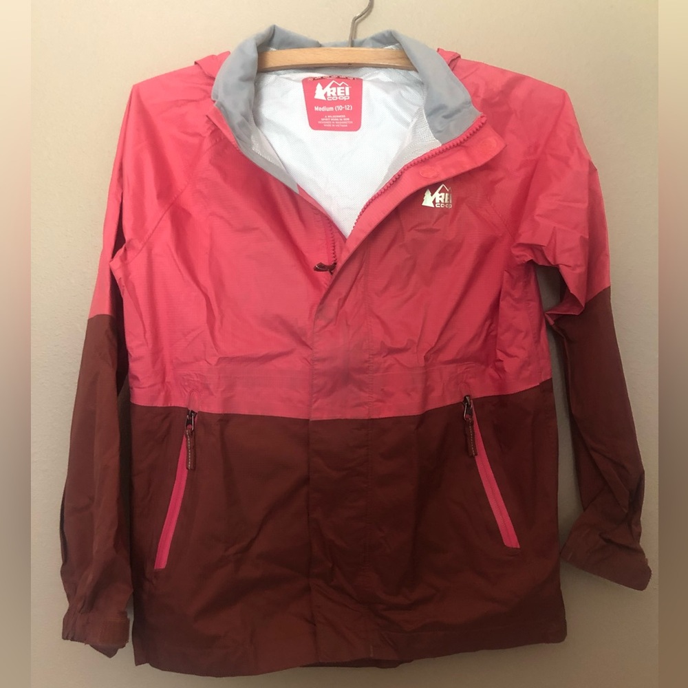 REI Rain Jacket Size M (10/12)